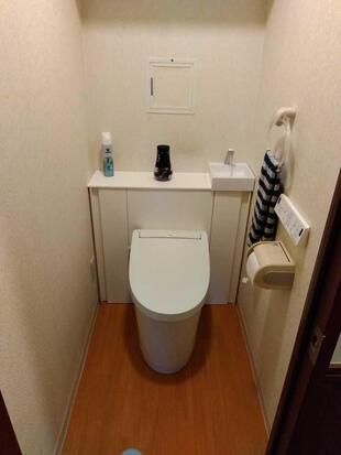 【駿河区】トイレリフォーム！　収納を増やして見た目もスッキリ♪
