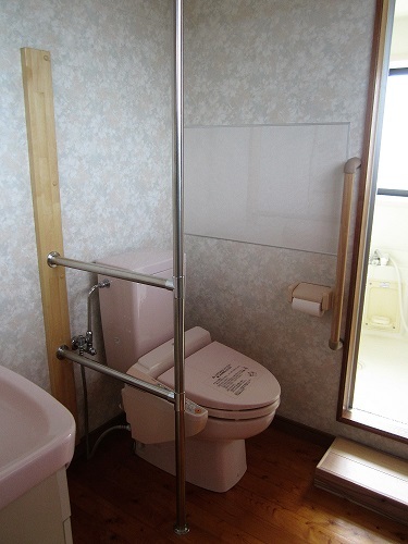 トイレ手摺施工例.JPG