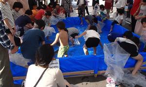 魚のつかみどり.JPGのサムネイル画像