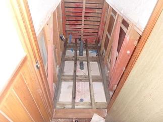 トイレリフォーム中