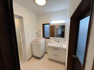 都城市　K様邸　洗面化粧台と脱衣室のリフォーム『ピアラ』