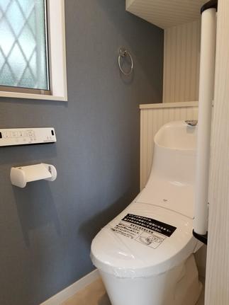 フチレスでお掃除簡単　トイレ