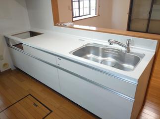 大収納使いやすさ抜群なキッチンへ～