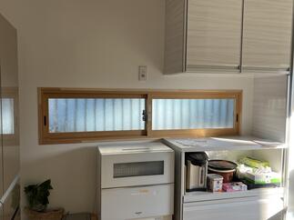 内窓を取付♪開口部の断熱対策を行いました。