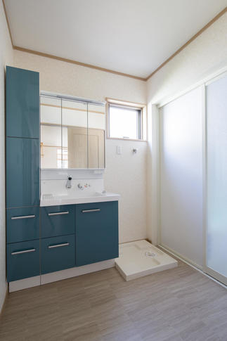 洗面化粧台　ピアラ