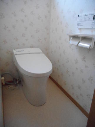 タンクレストイレ　サティス