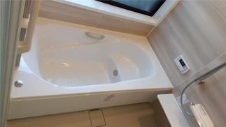 施工後：断熱性に優れた浴槽でお湯はずっとポカポカ