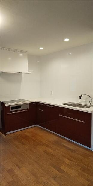 おしゃれ＆快適な明るいキッチンへリフォーム〈キッチン〉