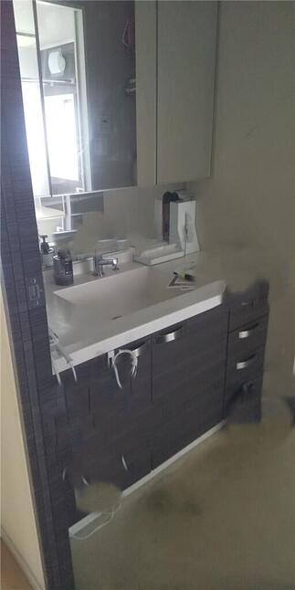 洗面化粧台　Before