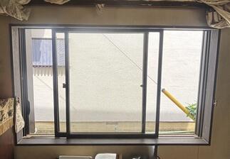 内窓　Before