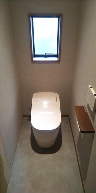 バブル洗浄トイレで、毎日のプチストレスからの解放！〈トイレ＞