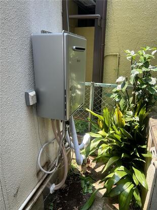 お湯が出なくなる前に！突然の故障を防ぐ給湯器交換〈給湯器〉