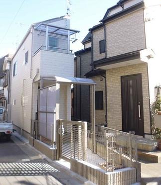 屋根付き自転車置き場