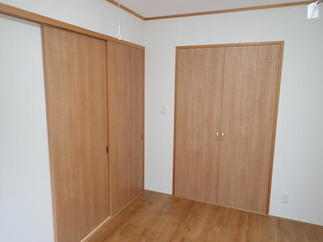 畳からフローリングにするので、