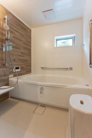 浴室は「アライズ」を採用