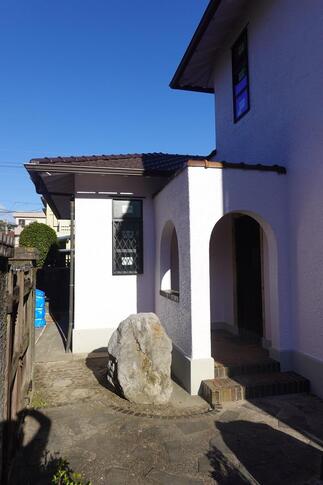 外壁を塗り替えました。