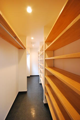 大容量のシューズインクローク