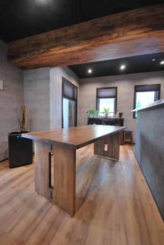 折りたたみ式テーブルカウンター