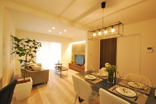 広い一体空間となったLDK