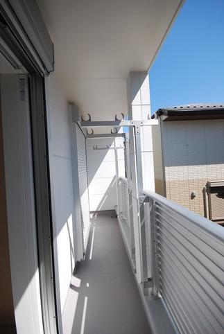 屋根のあるバルコニーを新設