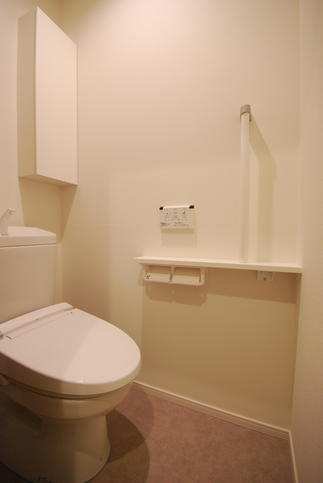 トイレに手すりを設置