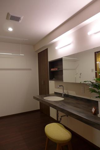 ホテルのようなパウダールーム