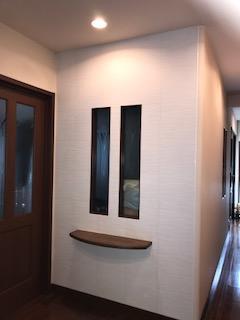 玄関ホールにエコカラット施工