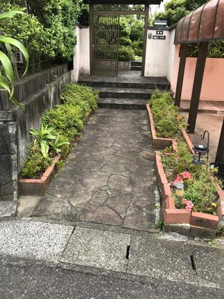 駐車スペース拡張工事前