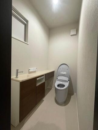 1階トイレ【ベーシアハーモ】