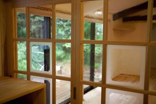 また新たな場所