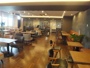 社員食堂がカフェ風に！