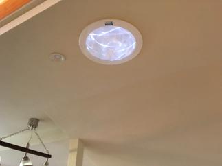 スカイライトチューブ