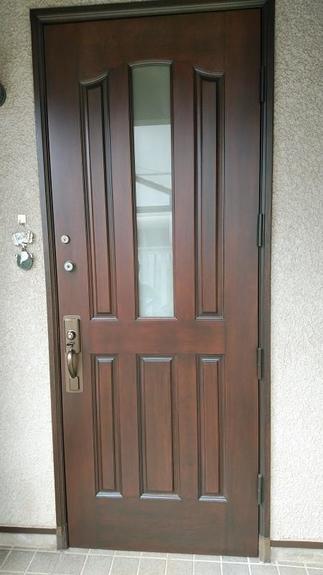 2回に分けてクリア塗装を行い艶をつけ完成です