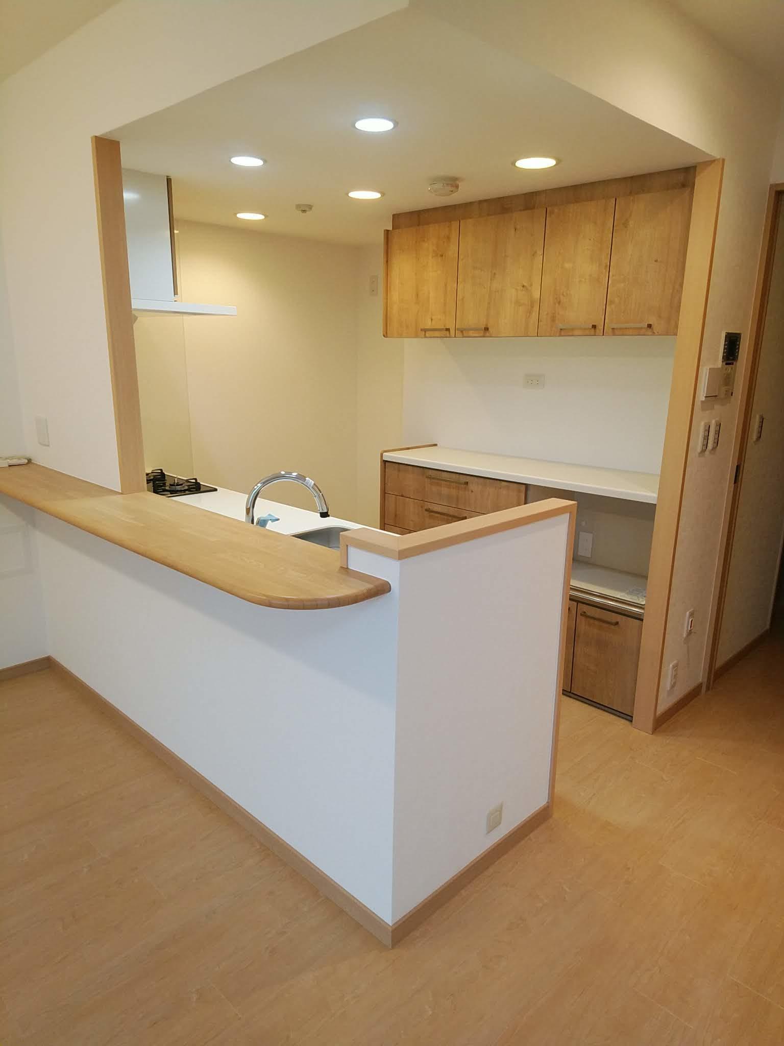 LIXIL 吊り戸棚 ライトグレイン