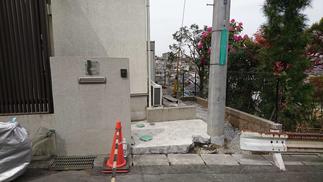 花壇を改良してスロープを加えました。