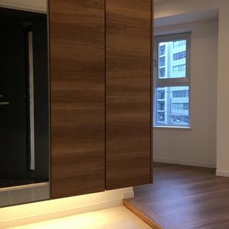 床面近くの照明が人気です