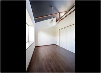 ロフトも楽しいスタイリッシュな子供部屋