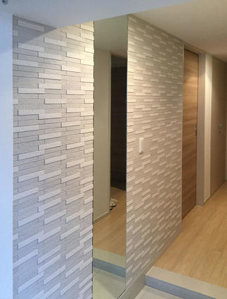 家の顔でもある空間が一新されました