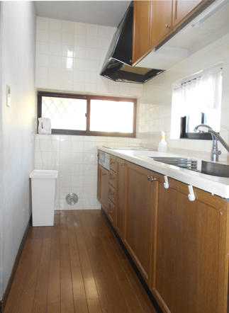 【Before】奥まった位置にあった既存キッチン