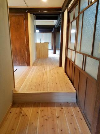 大きかった段差を小さく。古き良き物は残して。