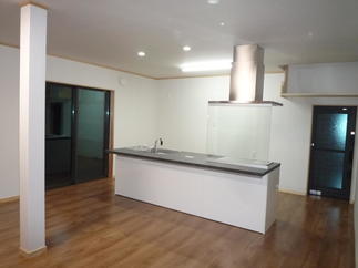 最新のアイランドキッチンへ