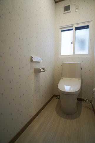 シャワートイレ