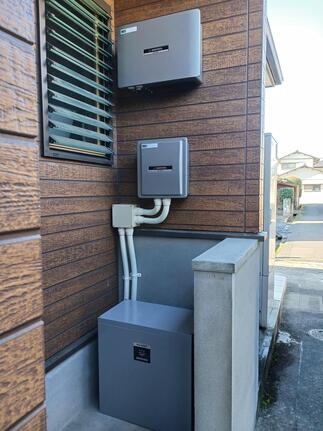 蓄電池を設置