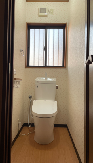 LIXIL　アメージュ便器