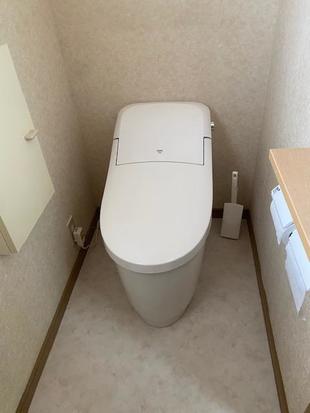 宇佐市　トイレリフォーム　お掃除しやすいタンクレストイレ