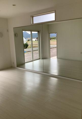 ダンスレッスンルーム