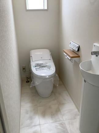 トイレ　プレアス