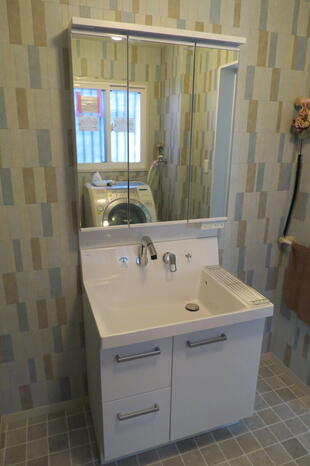 【中津市＆中津市近郊で洗面台リフォームならLIXILリフォームショップシモセ｜LIXILピアラ施工事例】