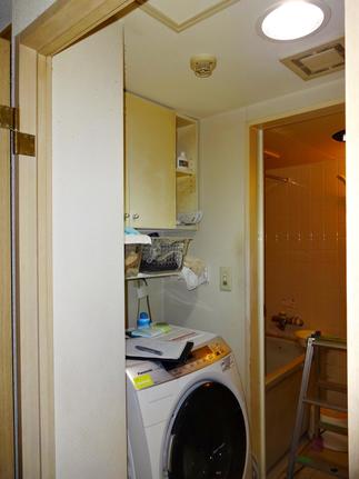 洗濯機上収納 Before