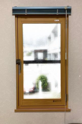 LIXIL　インプラス　開き窓